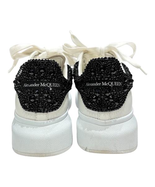 ALEXANDER McQUEEN（アレキサンダーマックイーン）ALEXANDER McQUEEN (アレキサンダーマックイーン) ラインストーン オーバーサイズド スニーカー ホワイト サイズ:36の古着・服飾アイテム