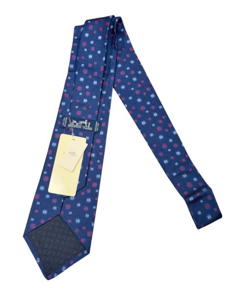 HERMES（エルメス）HERMES (エルメス) シルクツイルネクタイ ドット柄（レッド×ネイビー） サイズ:- 未使用品の古着・服飾アイテム