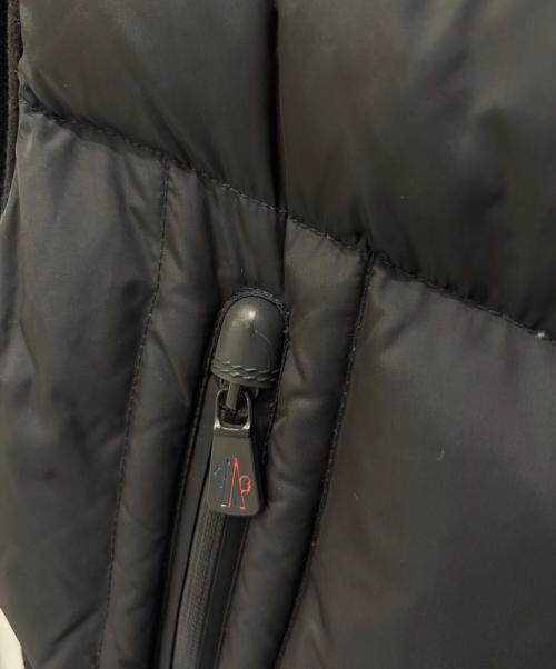 MONCLER GRENOBLE（モンクレール グルノーブル）MONCLER GRENOBLE (モンクレール グルノーブル) 袖切替ダウンジャケット/ZIP UP HOODIE CARDIGAN ブラック サイズ:Ｓの古着・服飾アイテム