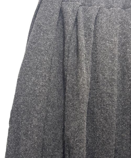 COMME des GARCONS COMME des GARCONS（コムデギャルソン コムデギャルソン）COMME des GARCONS COMME des GARCONS (コムデギャルソン コムデギャルソン) ウール ロング スカート グレー サイズ:Sの古着・服飾アイテム