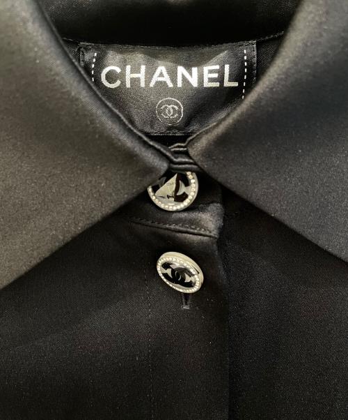 CHANEL（シャネル）CHANEL (シャネル) ココマークボタンシルクワンピース ブラック サイズ:34の古着・服飾アイテム