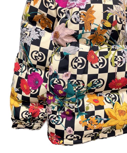 GUCCI×THE NORTH FACE（グッチ×ザノースフェイス）GUCCI×THE NORTH FACE (グッチ×ザノースフェイス) フラワーロゴ総柄ダウンジャケット パープル サイズ:XL 未使用品の古着・服飾アイテム