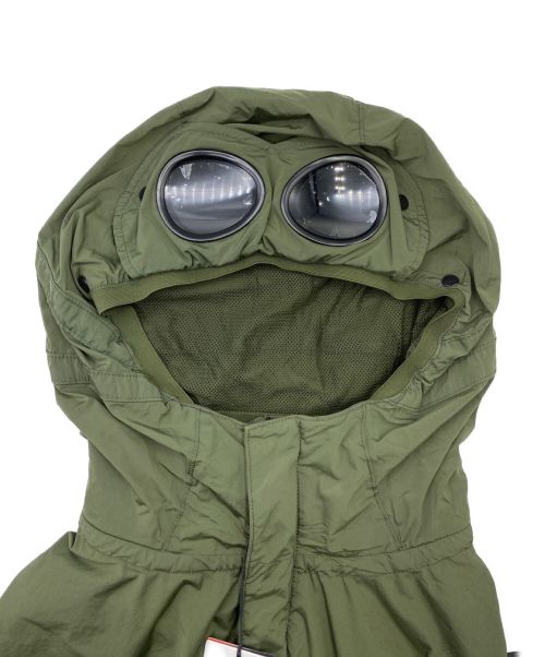 C.P COMPANY（シーピーカンパニー）C.P COMPANY (シーピーカンパニー) ナイロンコート オリーブ サイズ:50 未使用品の古着・服飾アイテム