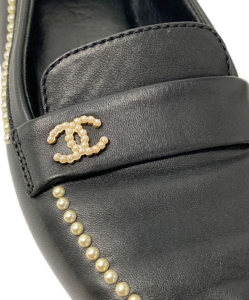 CHANEL（シャネル）CHANEL (シャネル) ココマークパール レザー ローファー ブラック サイズ:37の古着・服飾アイテム
