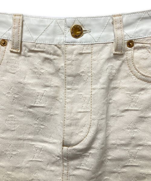 LOUIS VUITTON（ルイ ヴィトン）LOUIS VUITTON (ルイ ヴィトン) デニムショートスカート アイボリー サイズ:36の古着・服飾アイテム