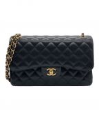 CHANELシャネル）の古着「デカマトラッセショルダーバッグ」｜ブラック