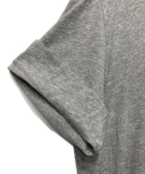 GANNI（ガニー）GANNI (ガニー) ワンポイントロゴTシャツ ライトグレー サイズ:Ｓの古着・服飾アイテム
