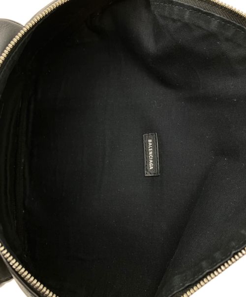 BALENCIAGA（バレンシアガ）BALENCIAGA (バレンシアガ) エブリデイ ウエストバッグ ブラックの古着・服飾アイテム
