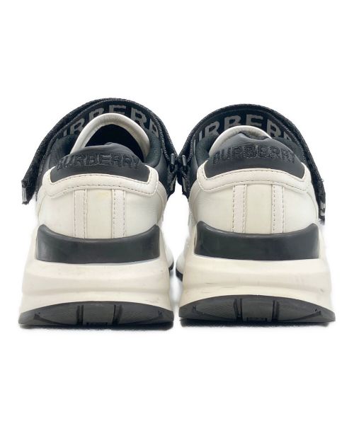 BURBERRY（バーバリー）BURBERRY (バーバリー) RONNIE LOW TRAINER ホワイト×ブラック サイズ:35の古着・服飾アイテム