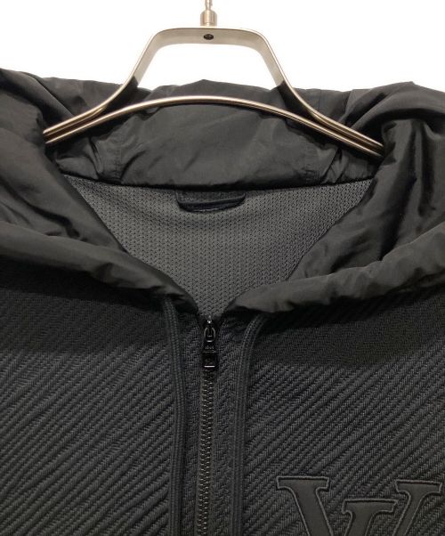 LOUIS VUITTON（ルイ ヴィトン）LOUIS VUITTON (ルイ ヴィトン) ハイブリッドジップテクニカルコットンフーディ ブラック サイズ:Mの古着・服飾アイテム