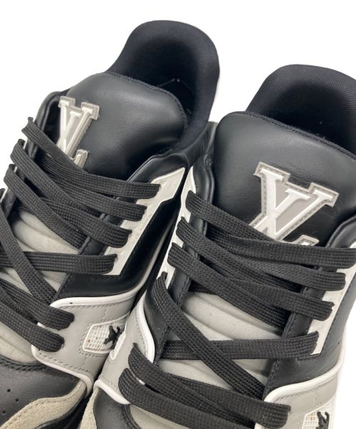 LOUIS VUITTON（ルイ ヴィトン）LOUIS VUITTON (ルイ ヴィトン) LVトレイナーラインレザースニーカー ブラック サイズ:7の古着・服飾アイテム