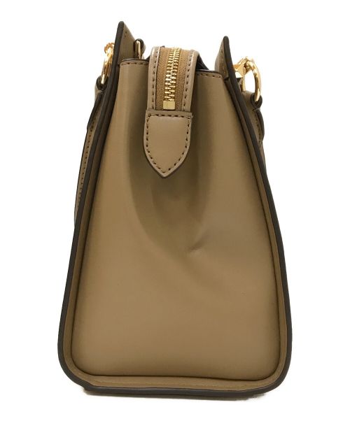 MICHAEL KORS（マイケル・コース）MICHAEL KORS (マイケルコース) MARILYN ミディアムサッチェル 2WAYバッグ ベージュの古着・服飾アイテム