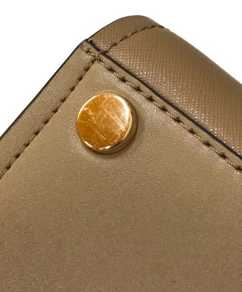 MICHAEL KORS（マイケル・コース）MICHAEL KORS (マイケルコース) MARILYN ミディアムサッチェル 2WAYバッグ ベージュの古着・服飾アイテム