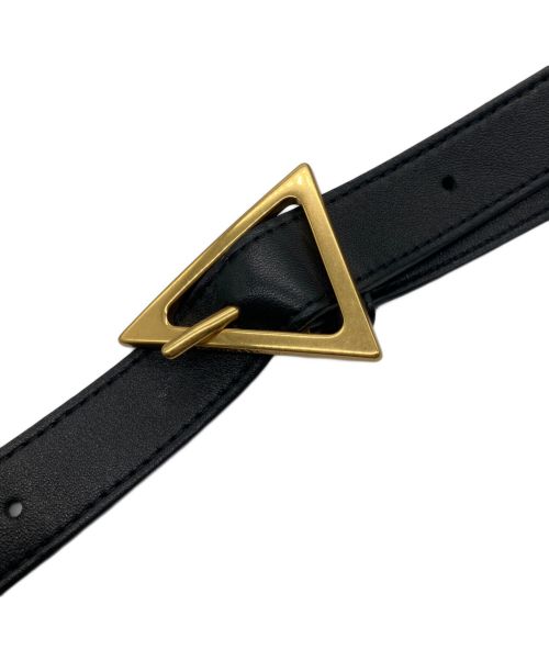 BOTTEGA VENETA（ボッテガベネタ）BOTTEGA VENETA (ボッテガベネタ) パデッドカセット ショルダーバッグ ブラックの古着・服飾アイテム