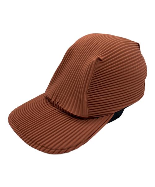HOMME PLISSE ISSEY MIYAKE（オム プリッセ イッセイ ミヤケ）HOMME PLISSE ISSEY MIYAKE (オム プリッセ イッセイ ミヤケ) PLEATS CAP ブラウンの古着・服飾アイテム