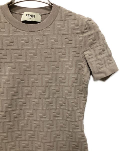 FENDI（フェンディ）FENDI (フェンディ) クルーネックセーター FFロゴ ビスコース ベージュ サイズ:36の古着・服飾アイテム