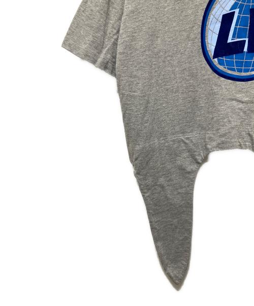 LOUIS VUITTON（ルイ ヴィトン）LOUIS VUITTON (ルイ ヴィトン) LVグローブセルフTシャツ ライトグレー サイズ:Sの古着・服飾アイテム
