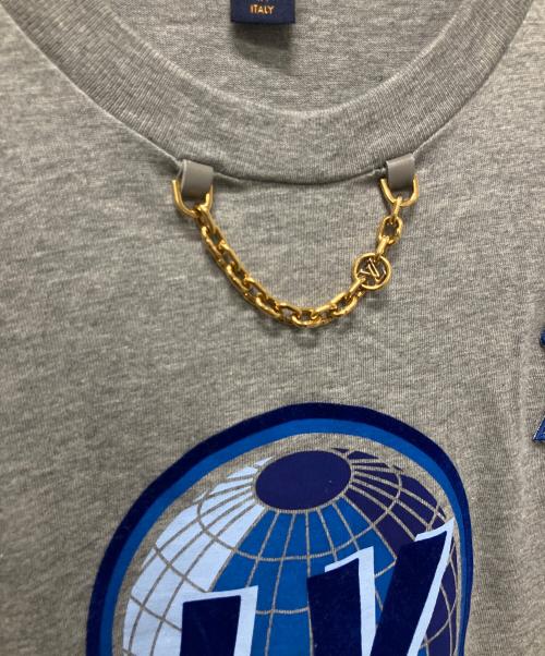LOUIS VUITTON（ルイ ヴィトン）LOUIS VUITTON (ルイ ヴィトン) LVグローブセルフTシャツ ライトグレー サイズ:Sの古着・服飾アイテム