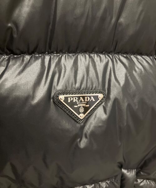 PRADA（プラダ）PRADA (プラダ) Re-Nylon クロップド コンバーチブル ダウンジャケット ブラック サイズ:40の古着・服飾アイテム