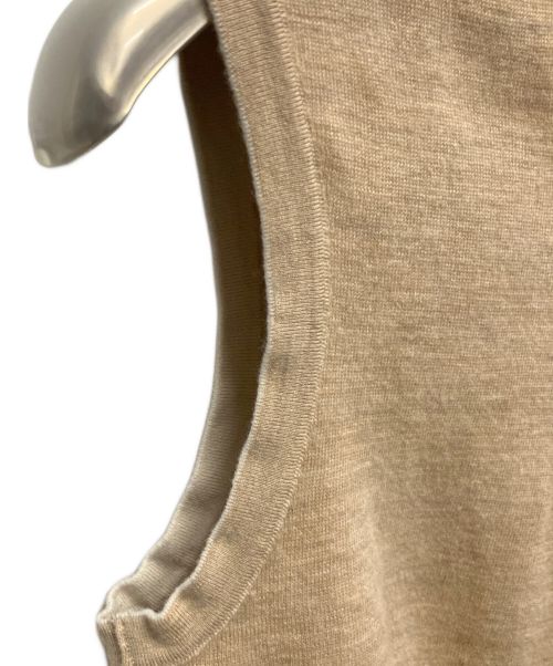 FENDI（フェンディ）FENDI (フェンディ) ウエストカッティング リバーシブル セーター ベージュ サイズ:36の古着・服飾アイテム