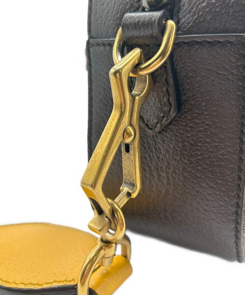 GUCCI（グッチ）GUCCI (グッチ) GGスモール メッセンジャーバッグ ブラウン×イエローの古着・服飾アイテム