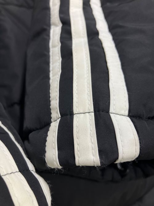 BALENCIAGA（バレンシアガ）BALENCIAGA (バレンシアガ) adidas (アディダス) スリーストライプ サイド ダウンジャケット ブラック サイズ:48の古着・服飾アイテム