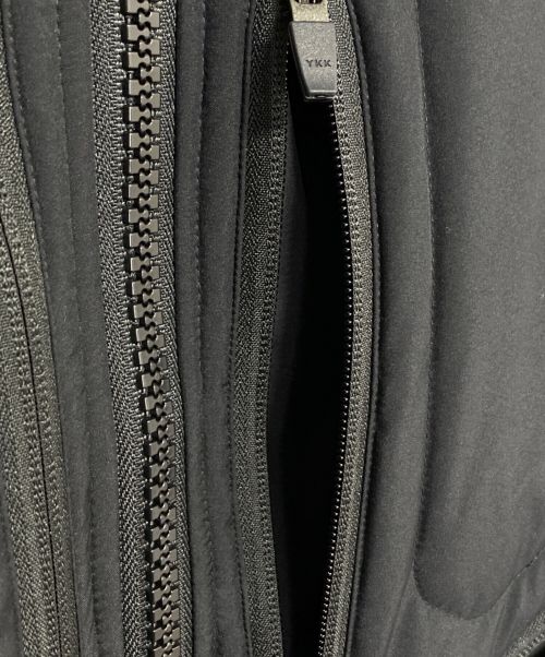 ACRONYM（アクロニウム）ACRONYM (アクロニウム) MODULAR LINER VEST ブラック サイズ:Lの古着・服飾アイテム