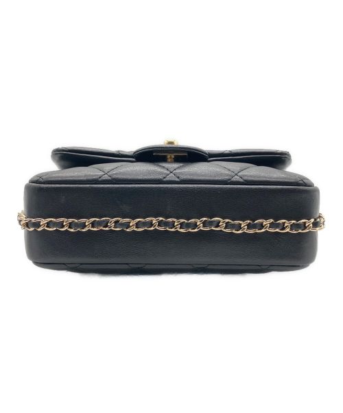 CHANEL（シャネル）CHANEL (シャネル) マトラッセ ロゴストーン スモール フラップバッグ ブラック サイズ:ミニ/mini/18の古着・服飾アイテム