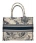 Christian Dior (クリスチャン ディオール) Dior Book Tote バッグミディアム ホワイト サイズ:M（ミディアム）：220000円