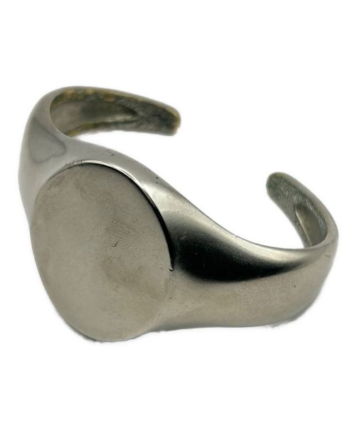 MM6 Maison Margiela（エムエムシックスメゾンマルジェラ）MM6 Maison Margiela (エムエムシックス メゾンマルジェラ) シグネットカフスバングル シルバーの古着・服飾アイテム