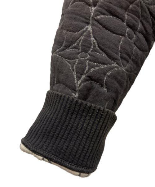LOUIS VUITTON（ルイ ヴィトン）LOUIS VUITTON (ルイ ヴィトン) モノグラムフラワーブルゾン グレー サイズ:Mの古着・服飾アイテム