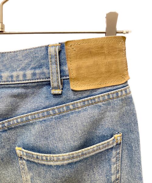 CELINE（セリーヌ）CELINE (セリーヌ) ブロークンツイルコットンフレアデニムパンツ インディゴ サイズ:27の古着・服飾アイテム