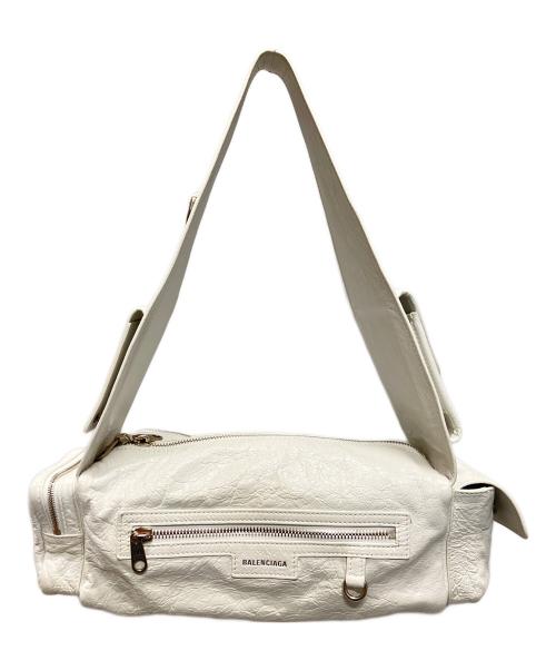 BALENCIAGA（バレンシアガ）BALENCIAGA (バレンシアガ) Superbusy Small スリングBag ホワイトの古着・服飾アイテム