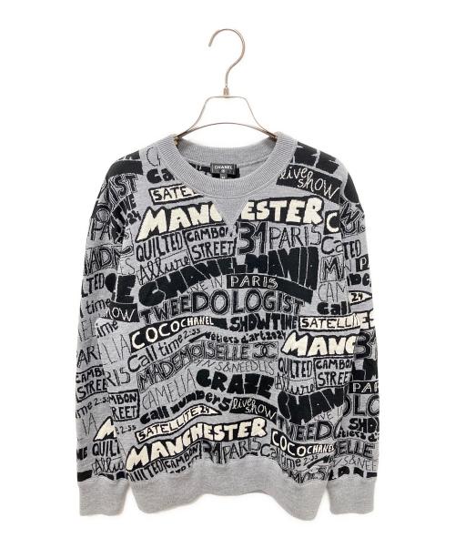 CHANEL（シャネル）CHANEL (シャネル) 24AW P77 ココ グラフィティ クルーネックニット プルオーバー グレー サイズ:34の古着・服飾アイテム