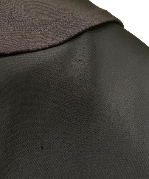 MM6 Maison Margiela（エムエムシックスメゾンマルジェラ）MM6 Maison Margiela (エムエムシックス メゾンマルジェラ) アシンメトリー ドッキングカットソー ブラック サイズ:XSの古着・服飾アイテム