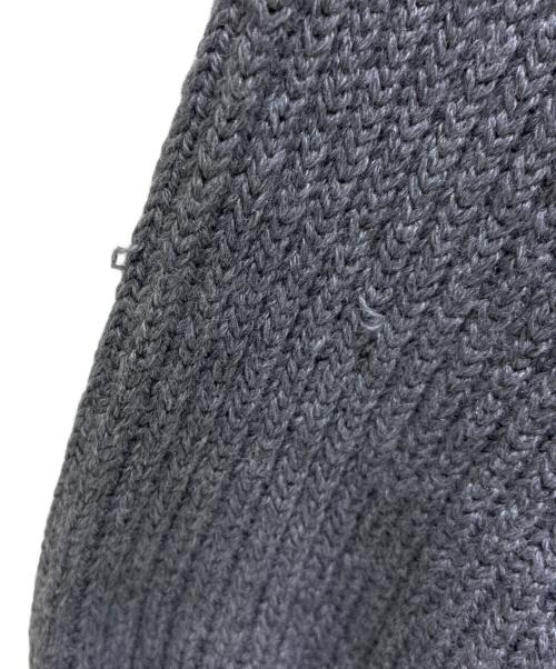 LOUIS VUITTON（ルイ ヴィトン）LOUIS VUITTON (ルイ ヴィトン) Emblem Ribbed Knit/エンブレム リブ ニット/RW202W YEH FJKL39 グレー サイズ:Sの古着・服飾アイテム