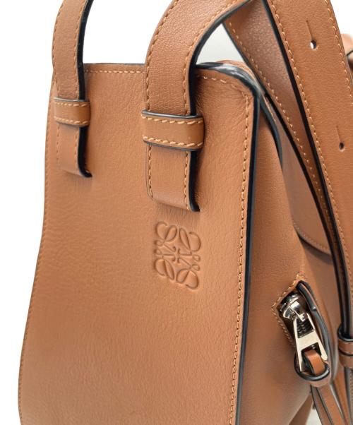 LOEWE（ロエベ）LOEWE (ロエベ) ハンモックスモール/ショルダーバッグ タン サイズ:スモールの古着・服飾アイテム
