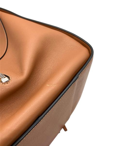 LOEWE（ロエベ）LOEWE (ロエベ) ハンモックスモール/ショルダーバッグ タン サイズ:スモールの古着・服飾アイテム