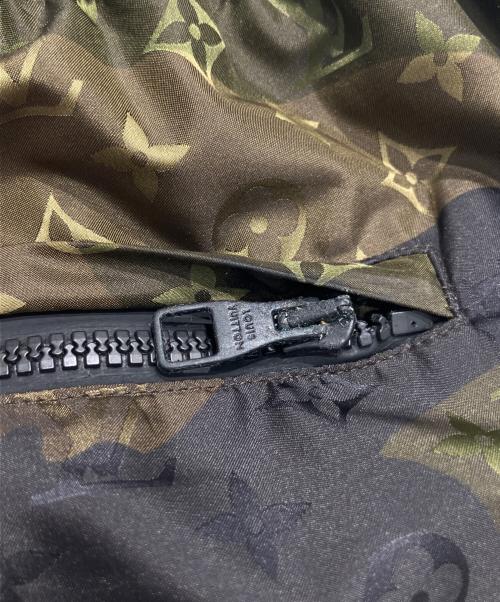 LOUIS VUITTON（ルイ ヴィトン）LOUIS VUITTON (ルイ ヴィトン) SUPREME (シュプリーム) Louis Vuitton × Supreme Camo Cargo Pant カーキ サイズ:44の古着・服飾アイテム