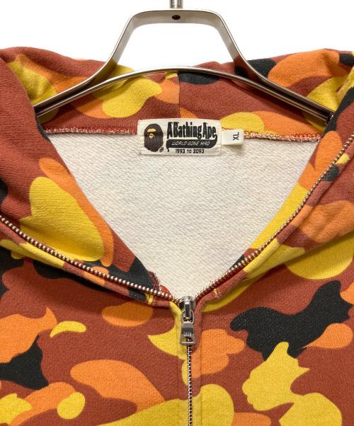 A BATHING APE（ア ベイシング エイプ）A BATHING APE (ア ベイシング エイプ) 1st CAMO SHARK FULL ZIP HOODIE オレンジ×イエロー サイズ:XLの古着・服飾アイテム