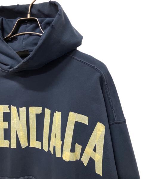 BALENCIAGA（バレンシアガ）BALENCIAGA (バレンシアガ) 23SS Tape Type Ripped Pocket Hoodie テープタイプ リップポケット フーディ ネイビー サイズ:Sの古着・服飾アイテム