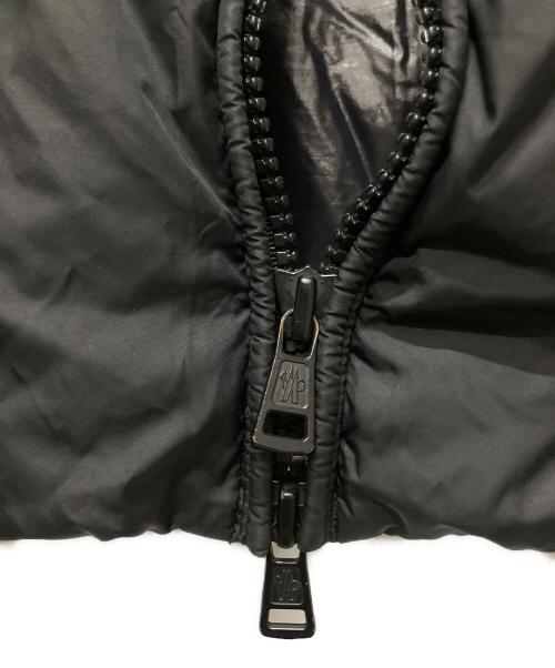 MONCLER（モンクレール）MONCLER (モンクレール) MONTCLA モンクラ フーデッドダウンジャケット ブラック サイズ:2の古着・服飾アイテム