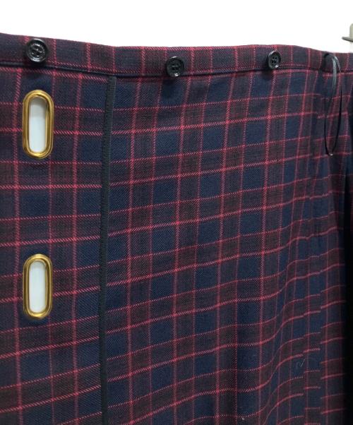 BURBERRY（バーバリー）BURBERRY (バーバリー) BURBERRY アルー チェック プリント プリーツ ウールスカート/ラップスカート レッド×ネイビー サイズ:38の古着・服飾アイテム