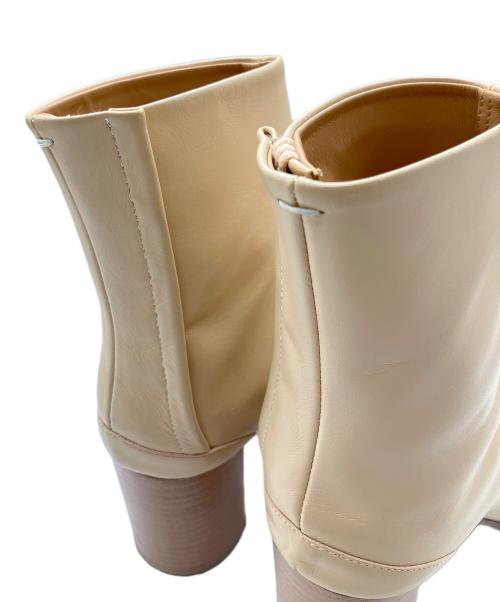 Maison Margiela（メゾンマルジェラ）Maison Margiela (メゾンマルジェラ) TABI boots TABIブーツ ベージュ サイズ:36の古着・服飾アイテム