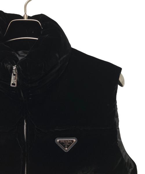 PRADA（プラダ）PRADA (プラダ) 24AW ベルベットダウンベスト ブラック サイズ:36の古着・服飾アイテム