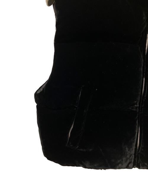 PRADA（プラダ）PRADA (プラダ) 24AW ベルベットダウンベスト ブラック サイズ:36の古着・服飾アイテム