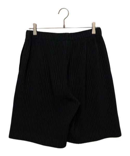 HOMME PLISSE ISSEY MIYAKE（オム プリッセ イッセイ ミヤケ）HOMME PLISSE ISSEY MIYAKE (オム プリッセ イッセイ ミヤケ) Mc May/プリーツ加工ハーフパンツ ブラック サイズ:2の古着・服飾アイテム