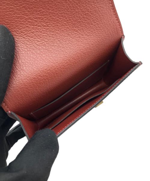 HERMES（エルメス）HERMES (エルメス) コンスタンススリム/コンパクトウォレット/シルバー金具/B刻印：2023年製 ルージュアッシュ サイズ:スリム 未使用品の古着・服飾アイテム