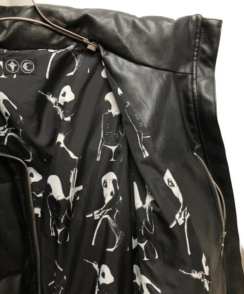 THUG CLUB（サグ クラブ）THUG CLUB (サグ クラブ) 胸ロゴダウンジャケット ブラック サイズ:3の古着・服飾アイテム