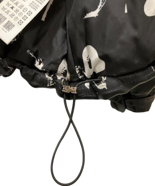 THUG CLUB（サグ クラブ）THUG CLUB (サグ クラブ) 胸ロゴダウンジャケット ブラック サイズ:3の古着・服飾アイテム